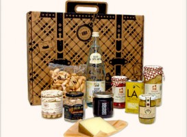 The Vegetarian Suitcase - Spanish Suitcase - Gourmet Souvenirs from Spain